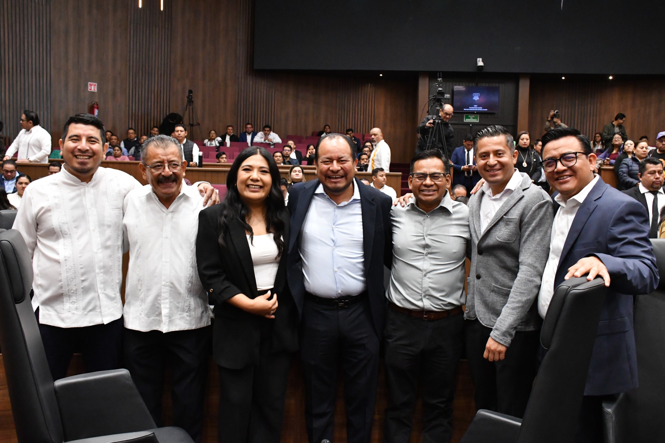 WhatsApp Image 2025-11-15 at 10.07.49 (1)